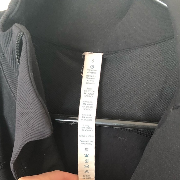 Lululemon base layer 1/2 zip - Picture 5 of 5